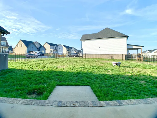 $2,700 | 585 Dexter Drive, Clarksville, TN 37043