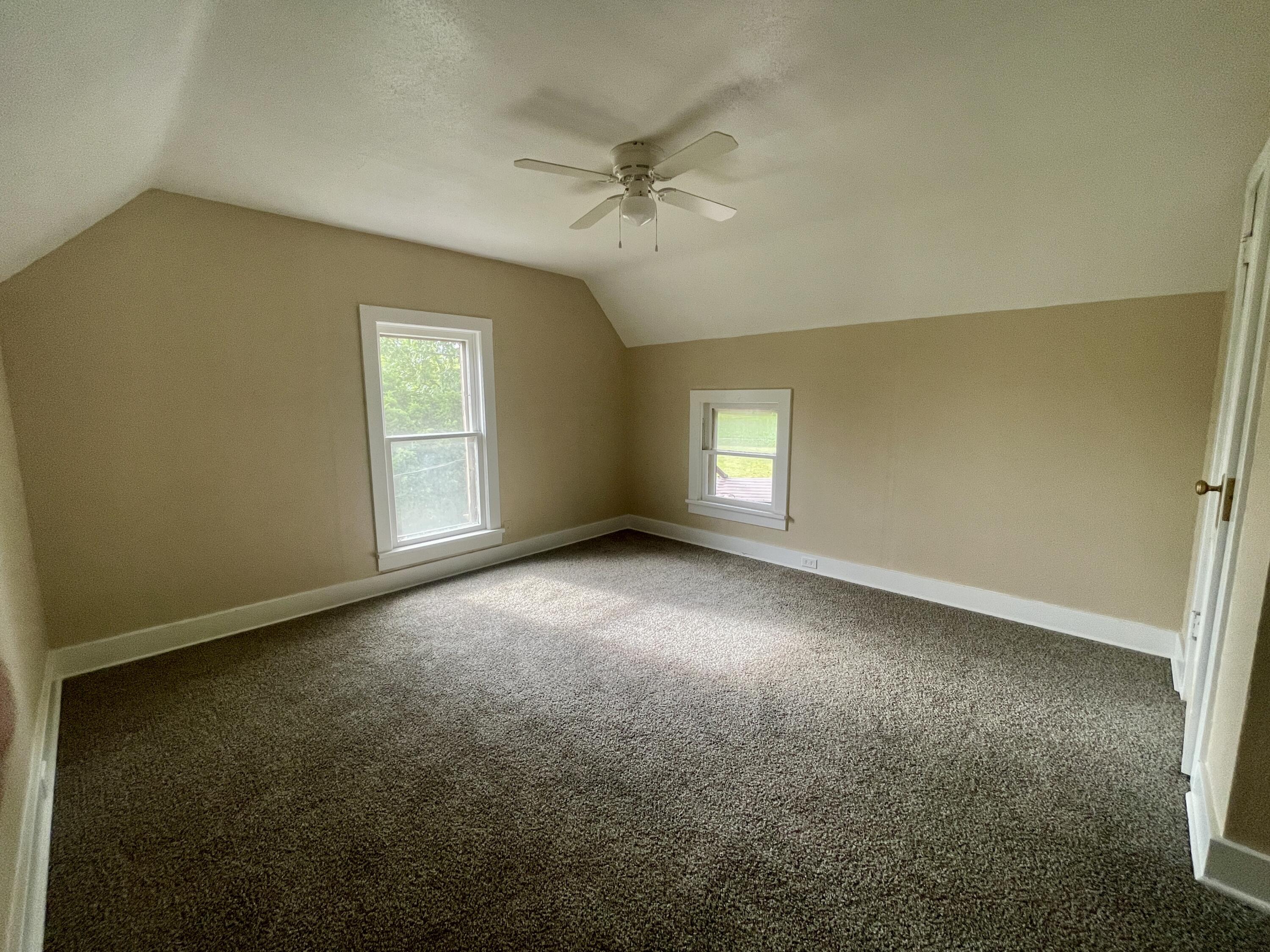 4055 West Monroe Road Alma, MI 48801 - Photo 27 of 31 Bedroom Top of Landing