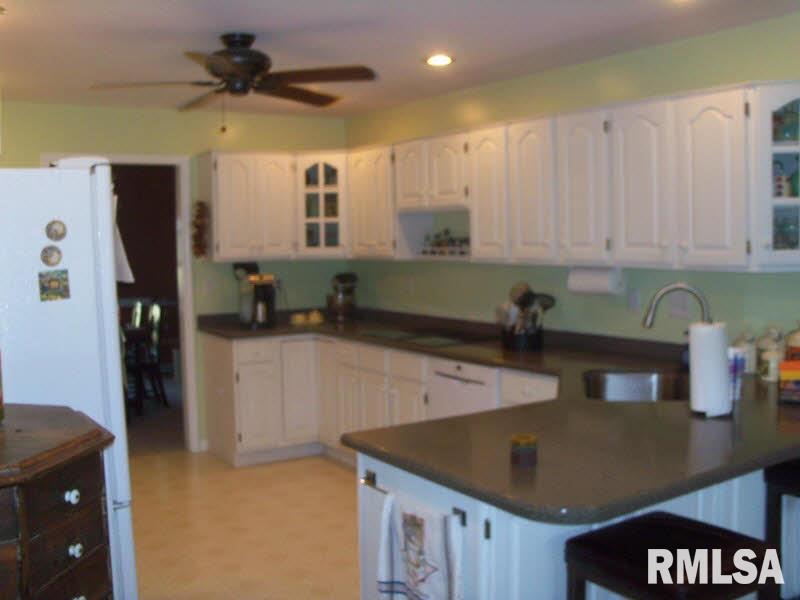 515 Battleford Road Harrisburg, IL 62946 - Photo 3 of 17 Gallery Image 3