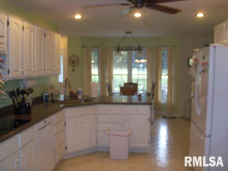 515 Battleford Road Harrisburg, IL 62946 - Photo 5 of 17 Gallery Image 5