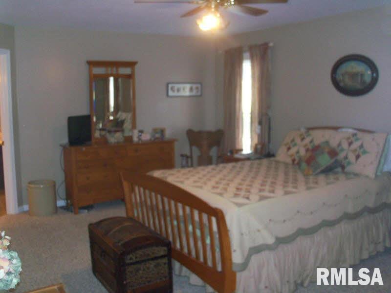 515 Battleford Road Harrisburg, IL 62946 - Photo 6 of 17 Gallery Image 6