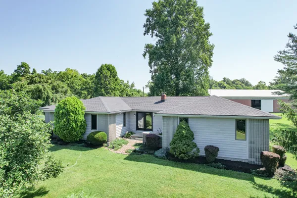 $599,900 | 1000 East County Road 55 South, North Vernon, IN 47265