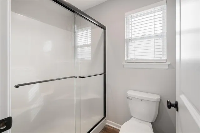 $390,000 | 949 North Cottonwood Court, Tonganoxie, KS 66086