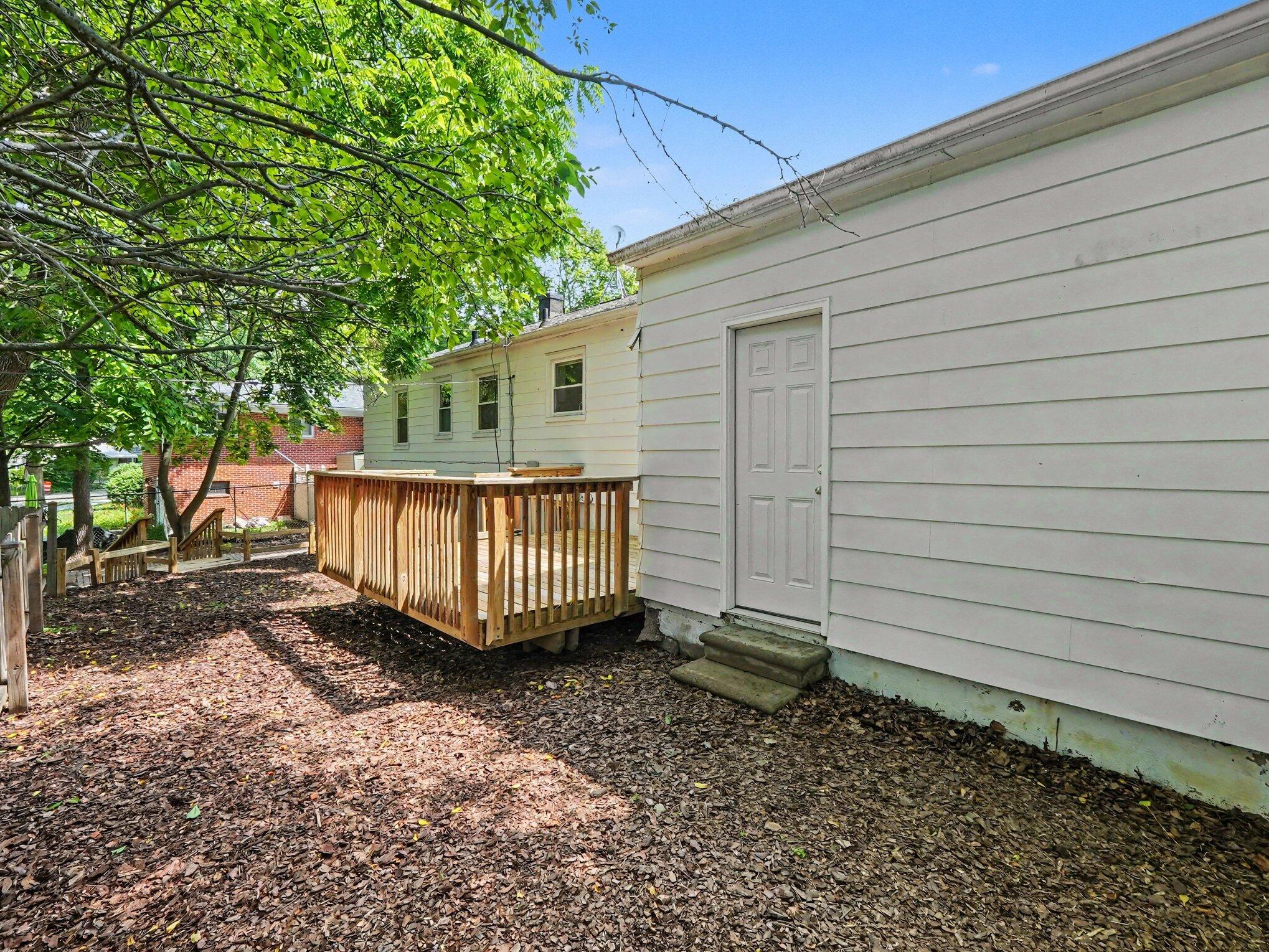 2010 Ferdon Road Ann Arbor, MI 48104 - Photo 22 of 24 023_file_1979