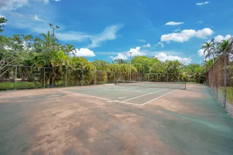 $260,000 | 1021 Mockingbird Lane, Unit 303, Plantation, FL 33324