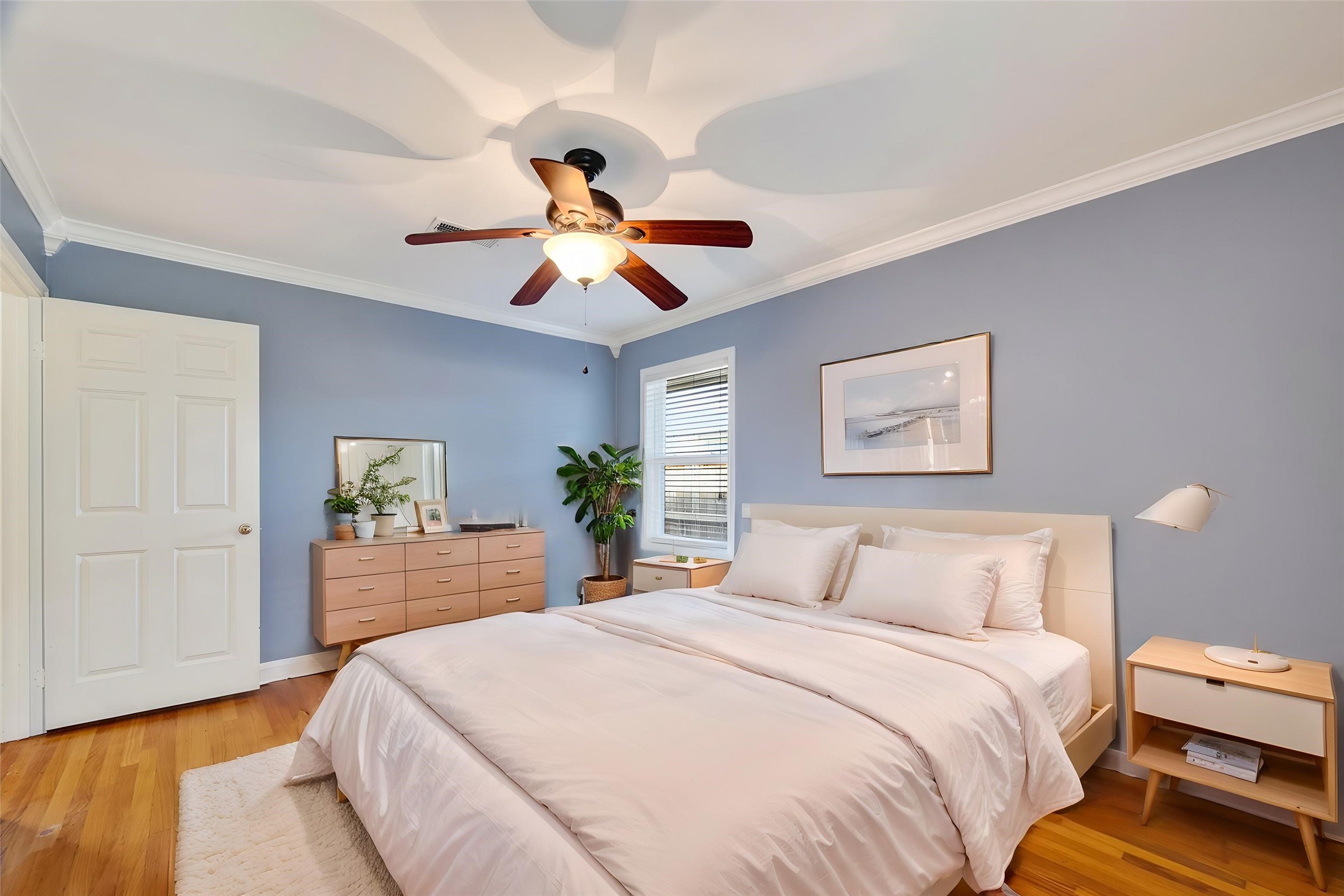 5411 Spellman Road Houston, TX 77096 - Photo 28 of 43 Photo has been virtually staged
