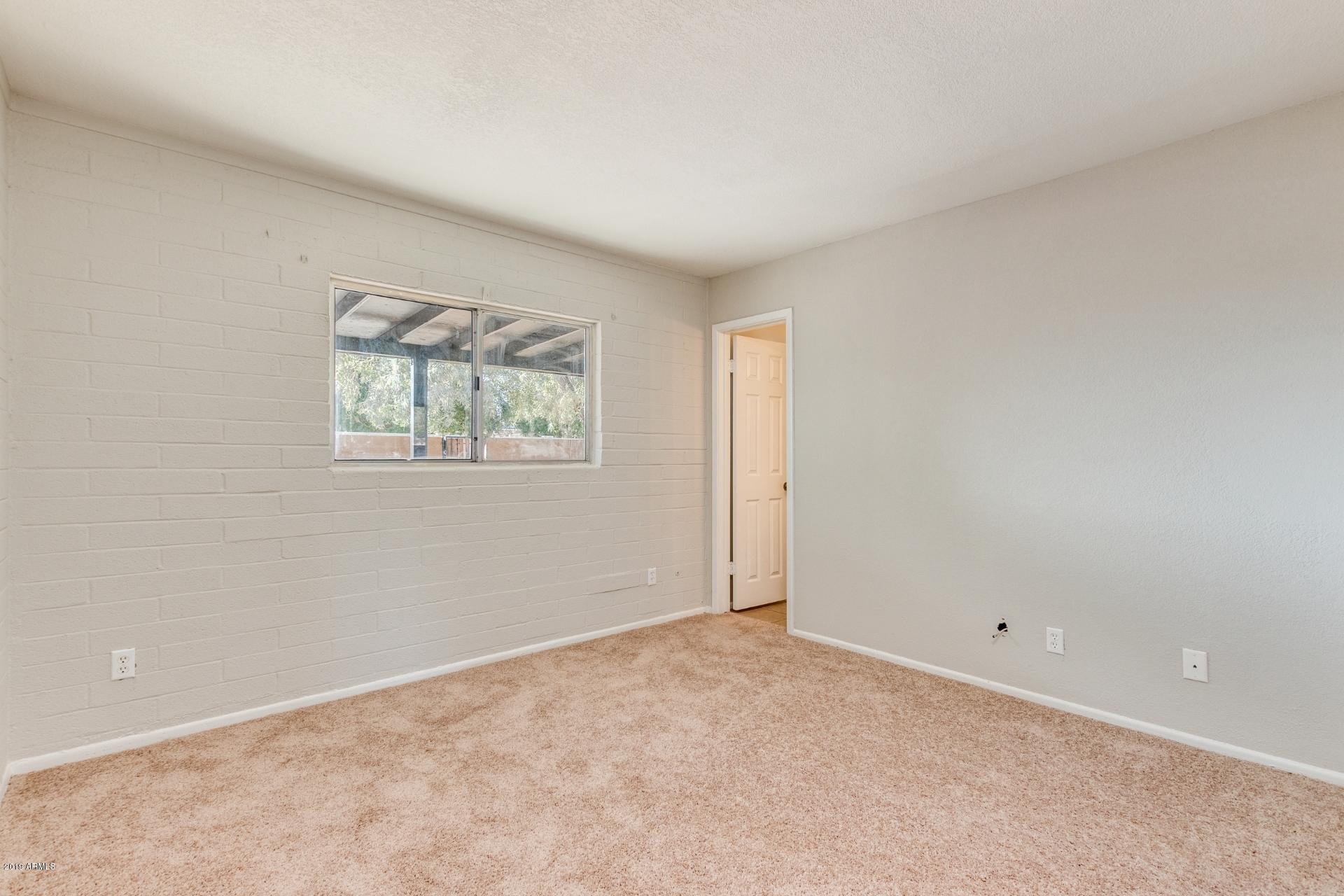 1827 West Vineyard Road Phoenix, AZ 85041 - Photo 13 of 21 0014-Vineyard (15)