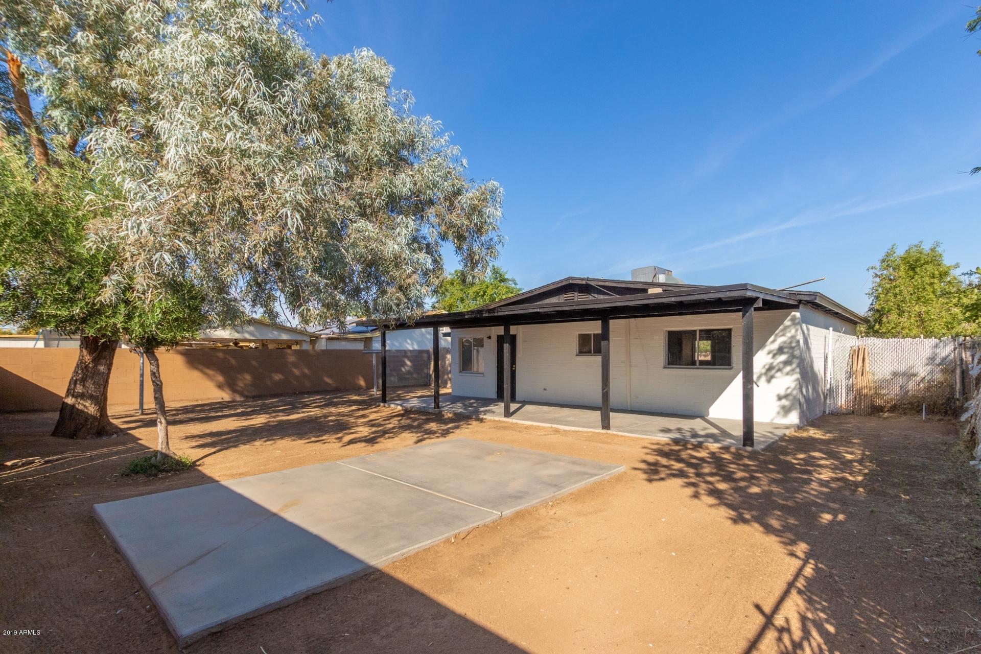 1827 West Vineyard Road Phoenix, AZ 85041 - Photo 19 of 21 0020-Vineyard (20)