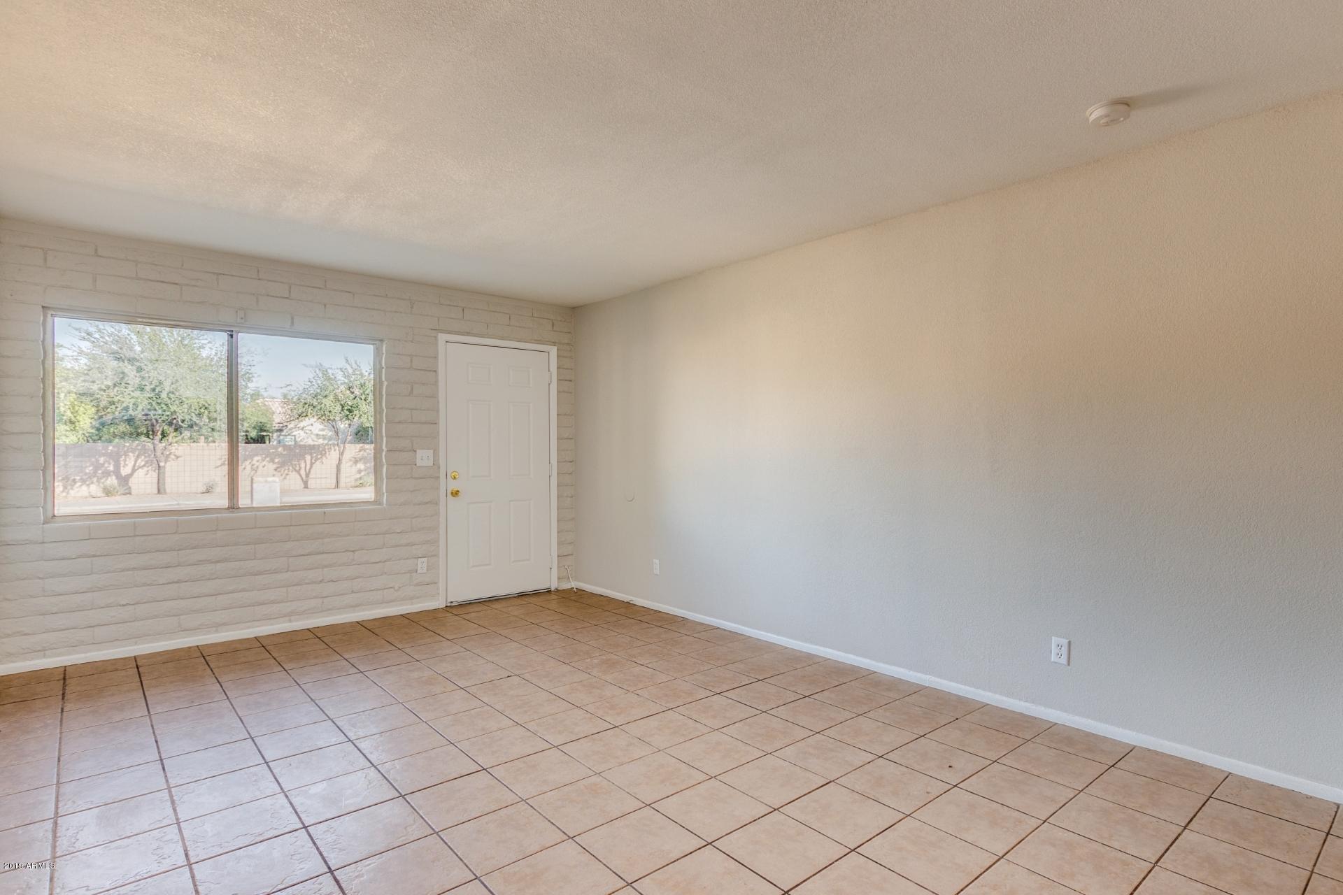 1827 West Vineyard Road Phoenix, AZ 85041 - Photo 2 of 21 0003-Vineyard (3)