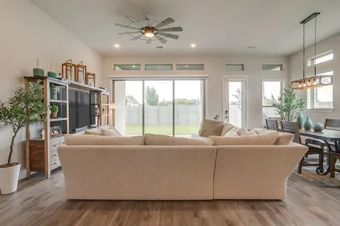 $565,000 | 1704 Friendship Lane, Argyle, TX 76226