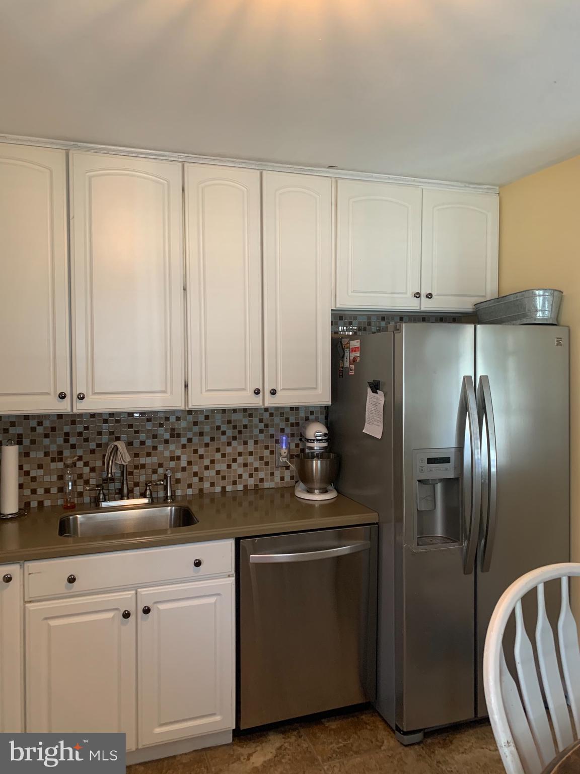 206 Embleton Road Owings Mills, MD 21117 - Photo 5 of 29 Kitchen