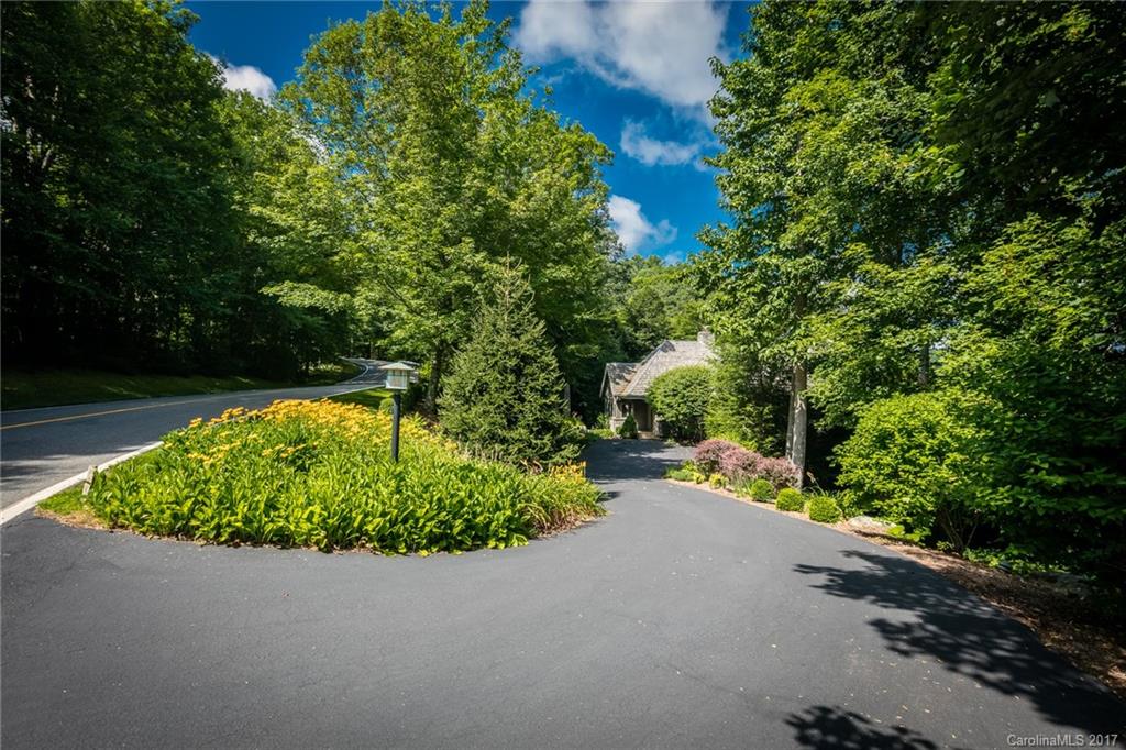 743 Raven Ridge Road, Unit 43 Banner Elk, NC 28604 - Photo 3 of 24 Gallery Image 3