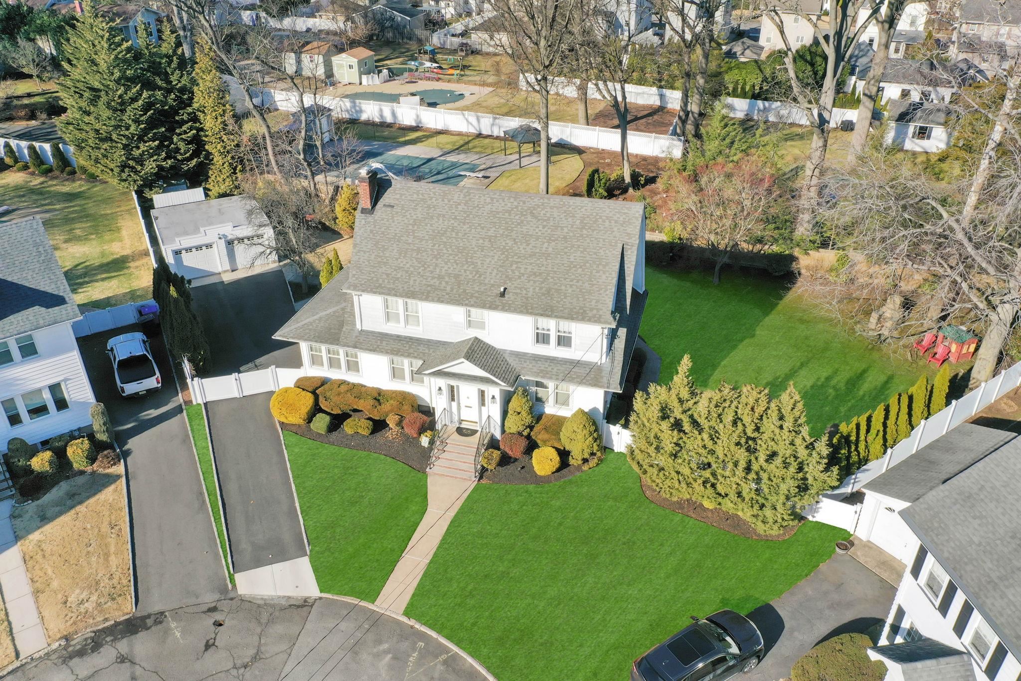 10 Lynn Court Rutherford, NJ 07070 - Photo 2 of 37 a view of yard