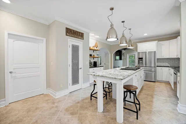 $999,999 | 2168 Bluff View Drive, Dunlap, TN 37327