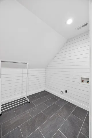 $999,999 | 2168 Bluff View Drive, Dunlap, TN 37327