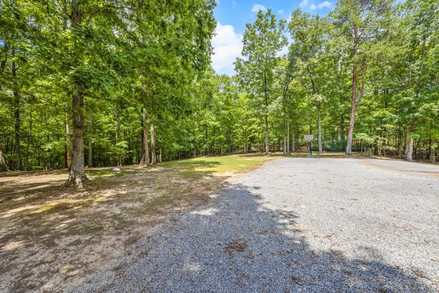 $999,999 | 2168 Bluff View Drive, Dunlap, TN 37327