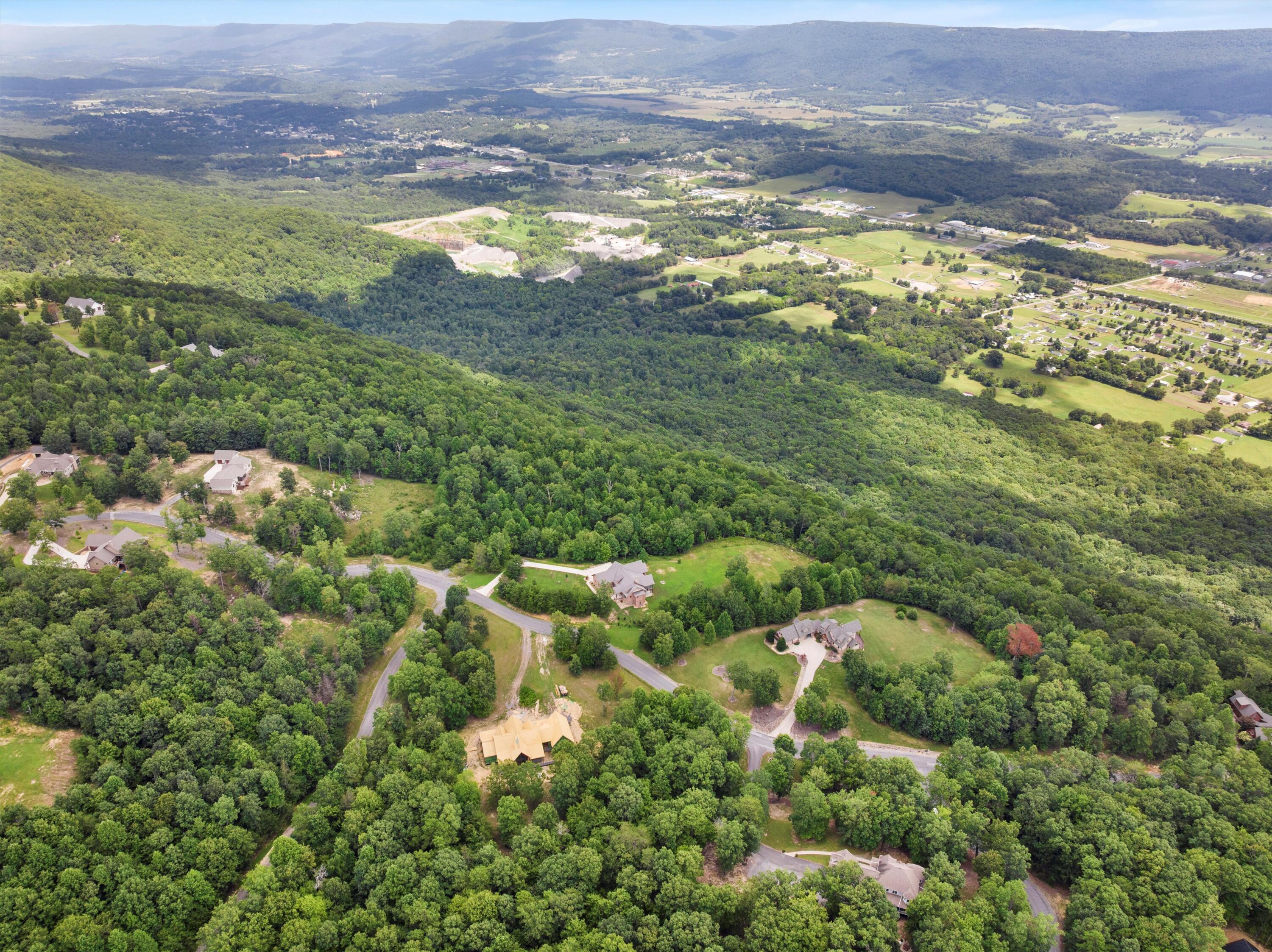 2168 Bluff View Drive Dunlap, TN 37327 - Photo 83 of 90 84-DJI_20250811141448_0873_D