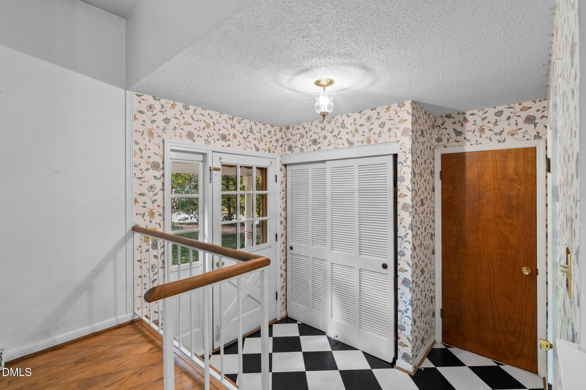 5701 Hayloft Circle Raleigh, NC 27606 - Photo 7 of 39 5-web-or-mls-untitled-5