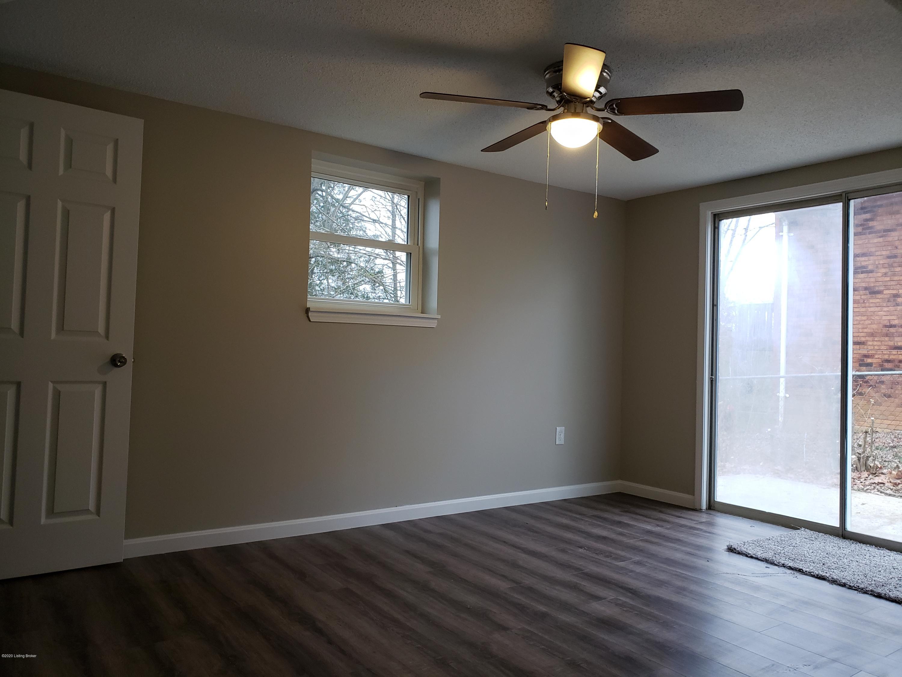 191 Johns Road East Radcliff, KY 40160 - Photo 17 of 24 20200102_120918