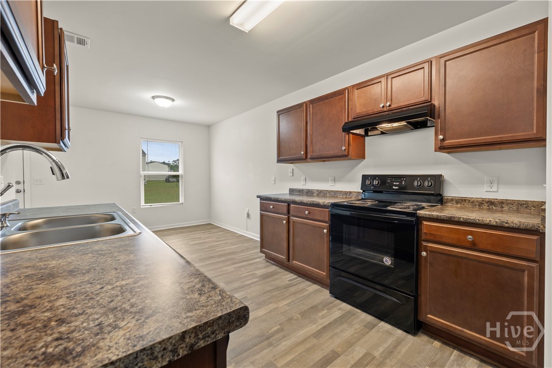 225 Rendell Lane Hinesville, GA 31313 - Photo 7 of 27