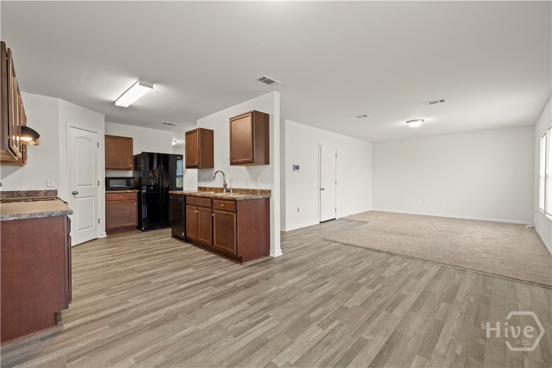 225 Rendell Lane Hinesville, GA 31313 - Photo 9 of 27