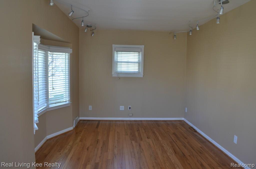 2694 Kenmore Road Berkley, MI 48072 - Photo 3 of 24 family room.jpg