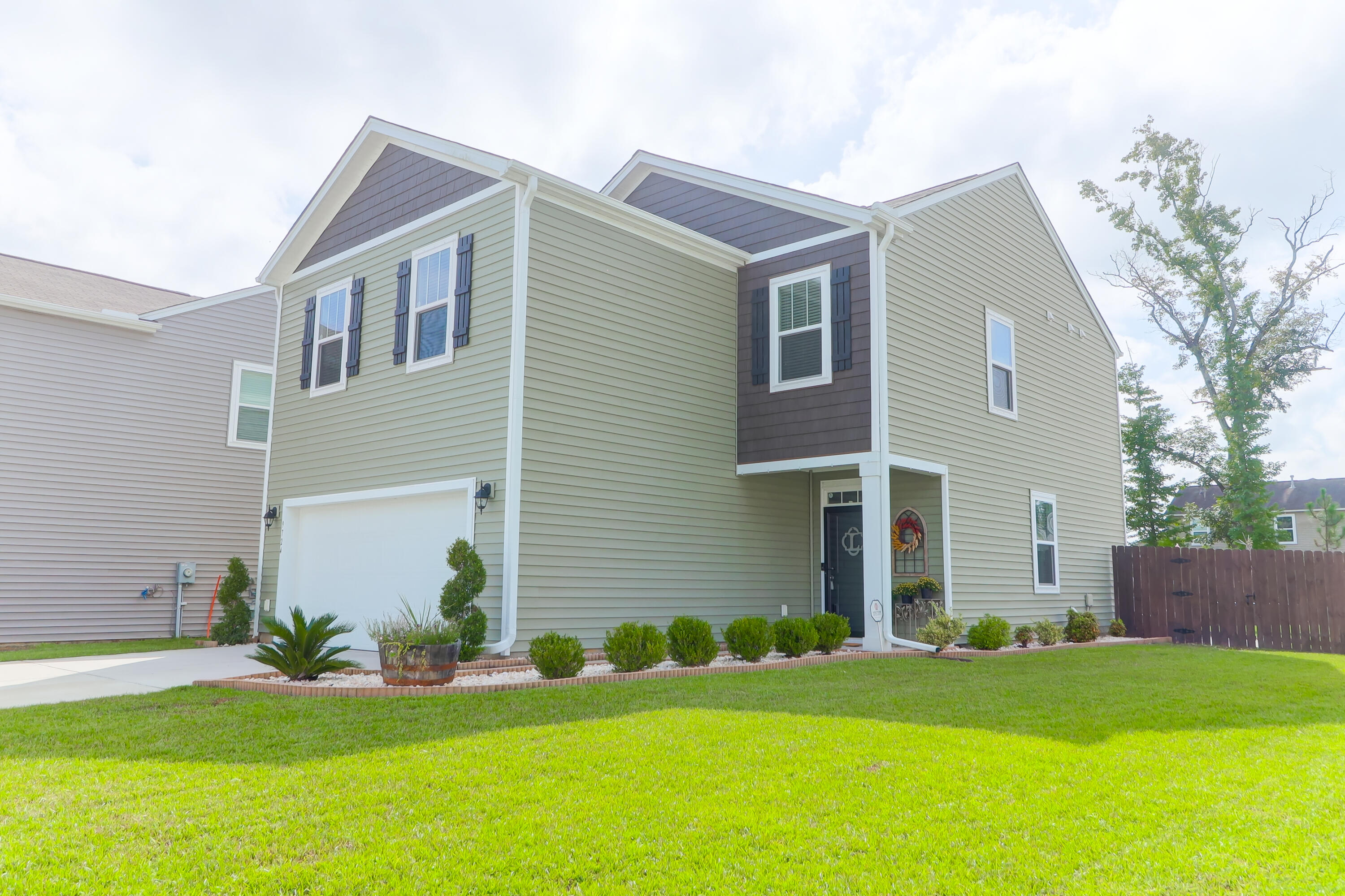 9724 Brandishing Road Ladson, SC 29456 - Photo 3 of 56 9724 Brandishing (2)
