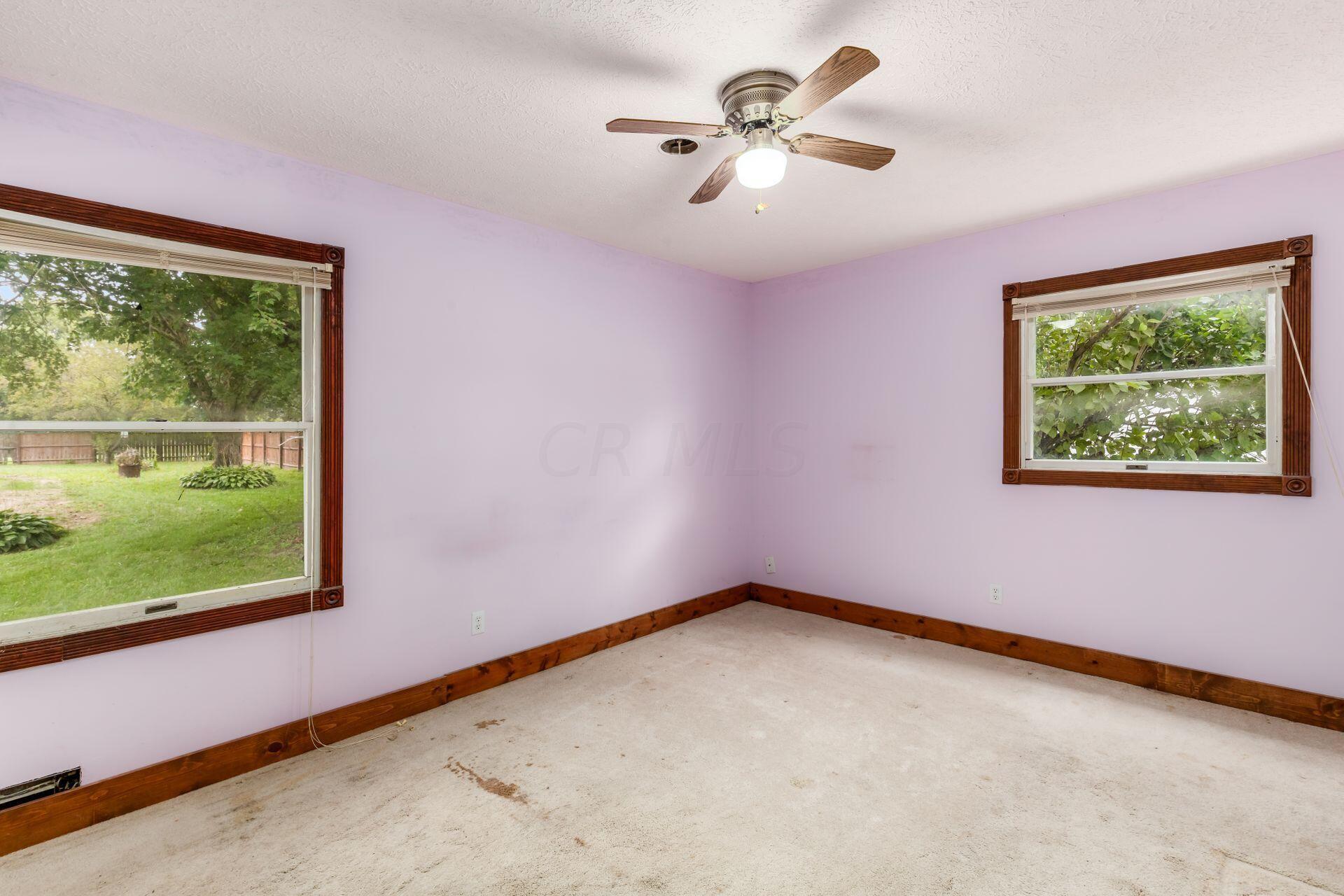 264 Morral-Kirkpatrick Road Marion, OH 43302 - Photo 17 of 37 Owner's bedroom with en-suite full bathroom!