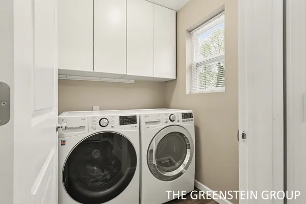 $379,900 | 72597 Faye Court, South Haven, MI 49090