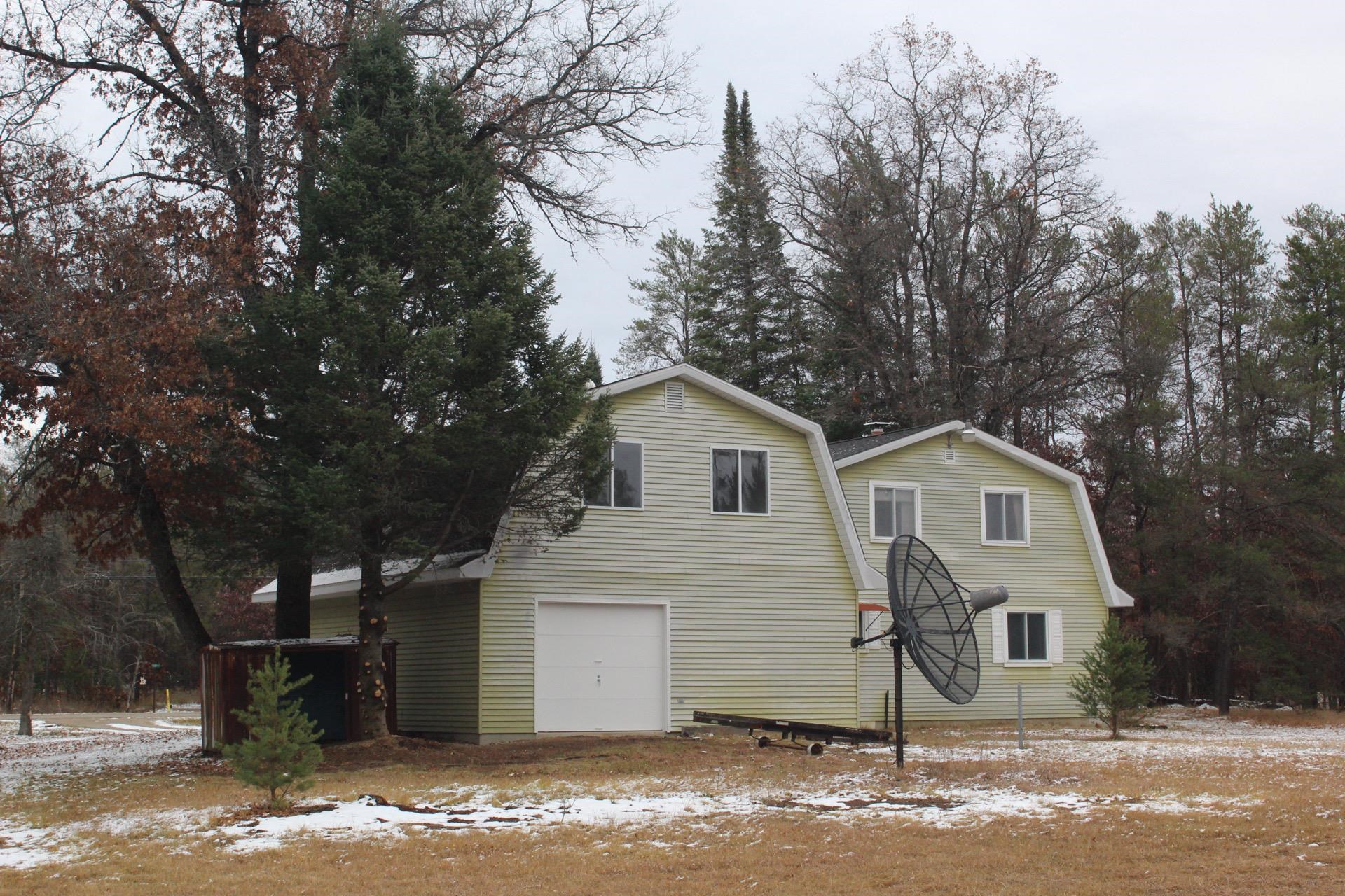 11424 Stephan Bridge Road Roscommon, MI 48653 - Photo 2 of 40 1940488-f5f2c987-d1ae-424e-b9fc-7981a2d180ba.JPG