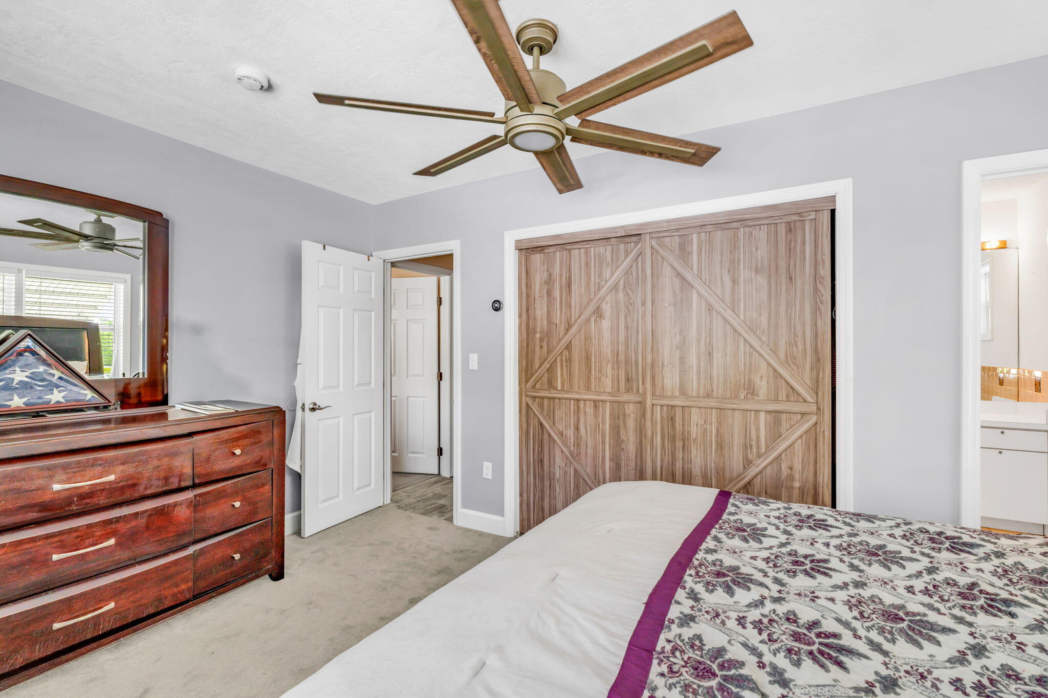30366 Falcon Lane Big Pine Key, FL 33043 - Photo 16 of 45 a bedroom with a bed and a dresser