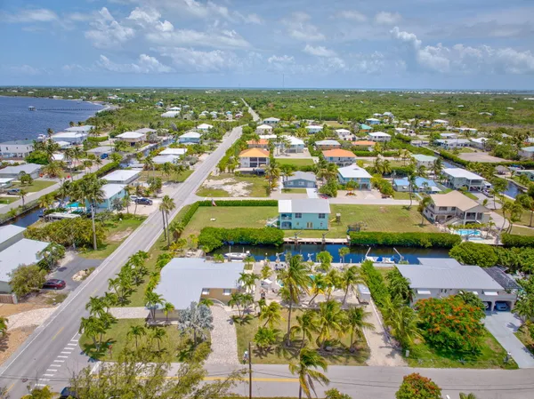 $999,000 | 30366 Falcon Lane, Big Pine Key, FL 33043
