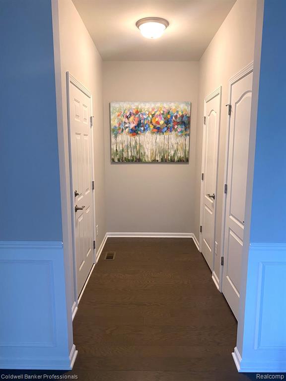 3986 Brookside Canton, MI 48188 - Photo 37 of 50 Gallery Image 37