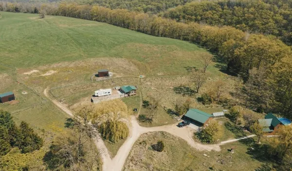 $849,900 | 19004 Kestrel Ridge Lane, Richland Center, WI 53581
