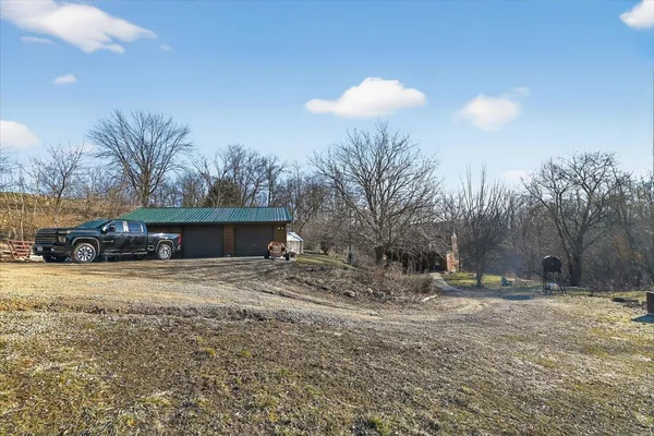 $849,900 | 19004 Kestrel Ridge Lane, Richland Center, WI 53581