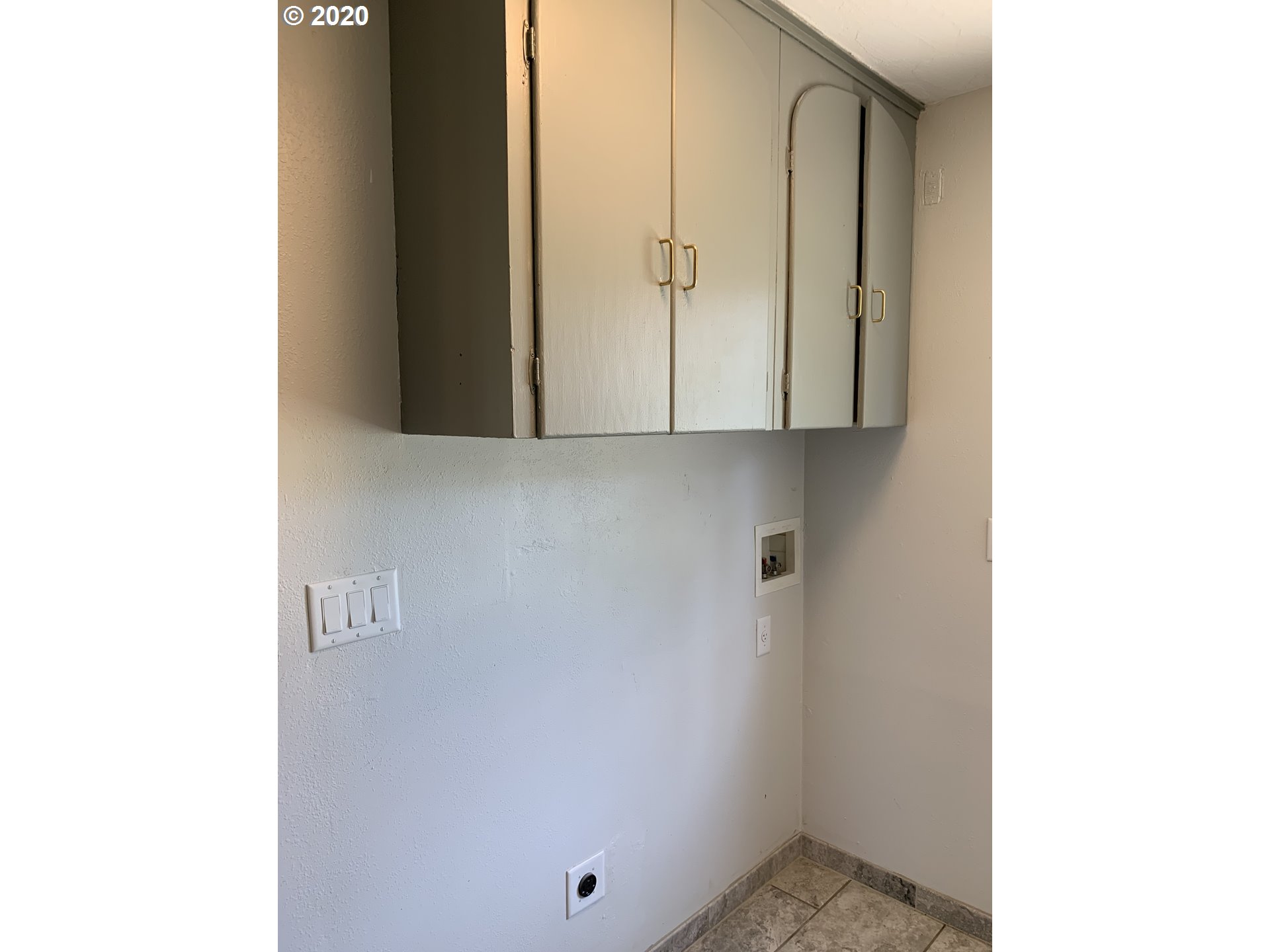1857 H Street Springfield, OR 97477 - Photo 12 of 30