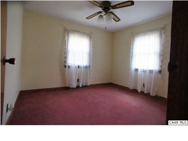 810 Chopping Road Mineral, VA 23117 - Photo 5 of 20 a room with windows and closet