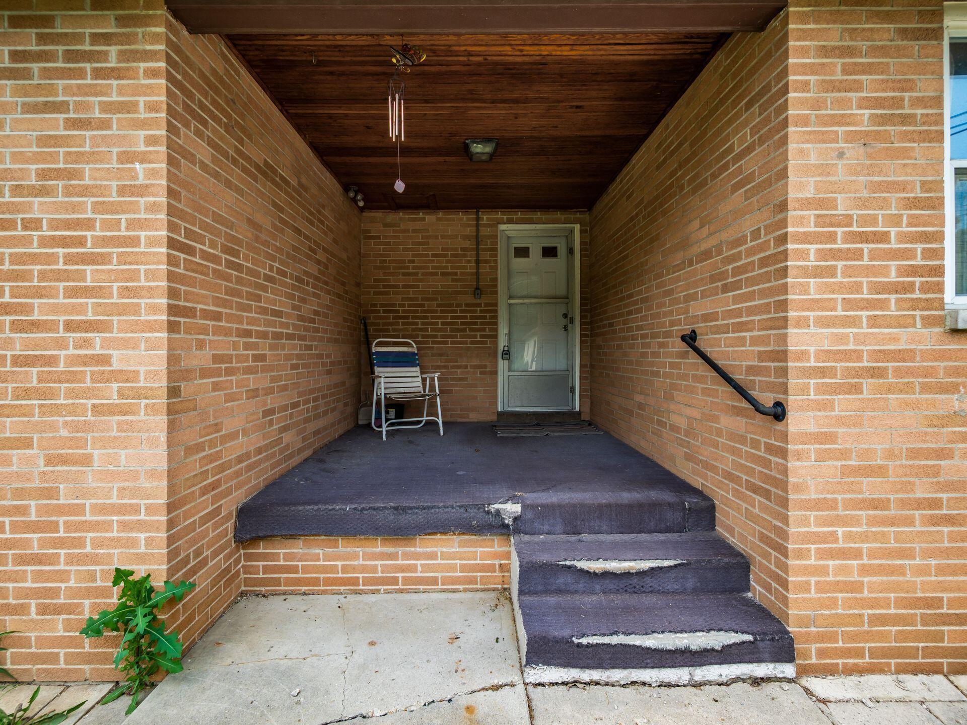 380 Topsfield Road Columbus, OH 43228 - Photo 40 of 42