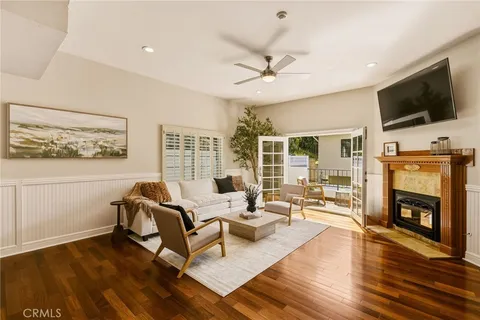 $1,379,000 | 2010 Mathews Avenue, Unit C, Redondo Beach, CA 90278
