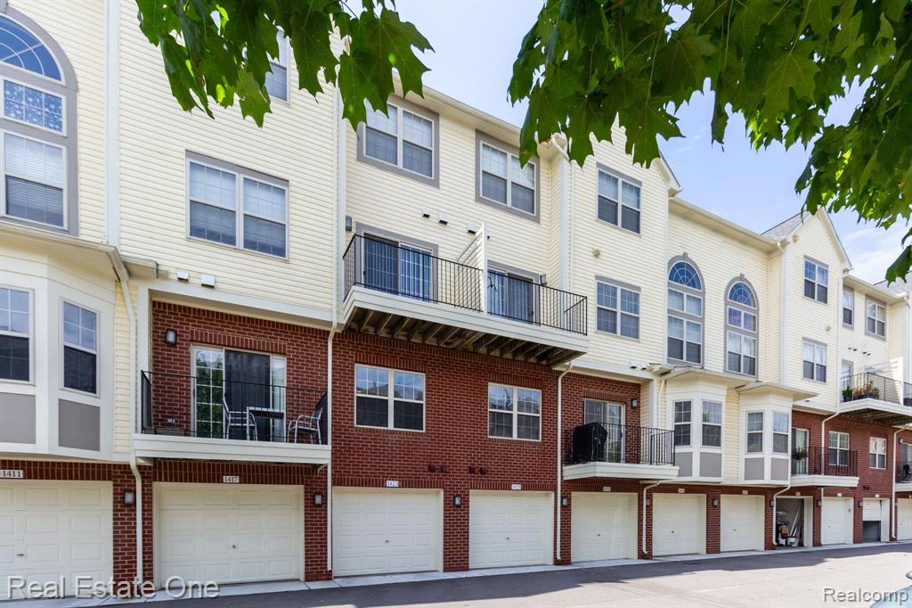 1429 Raliegh Place Troy, MI 48084 - Photo 43 of 47