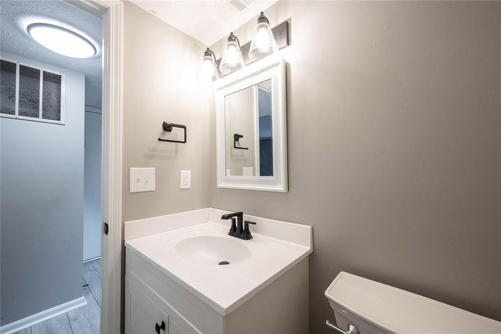 7762 Geist Bluff Drive Indianapolis, IN 46236 - Photo 27 of 57