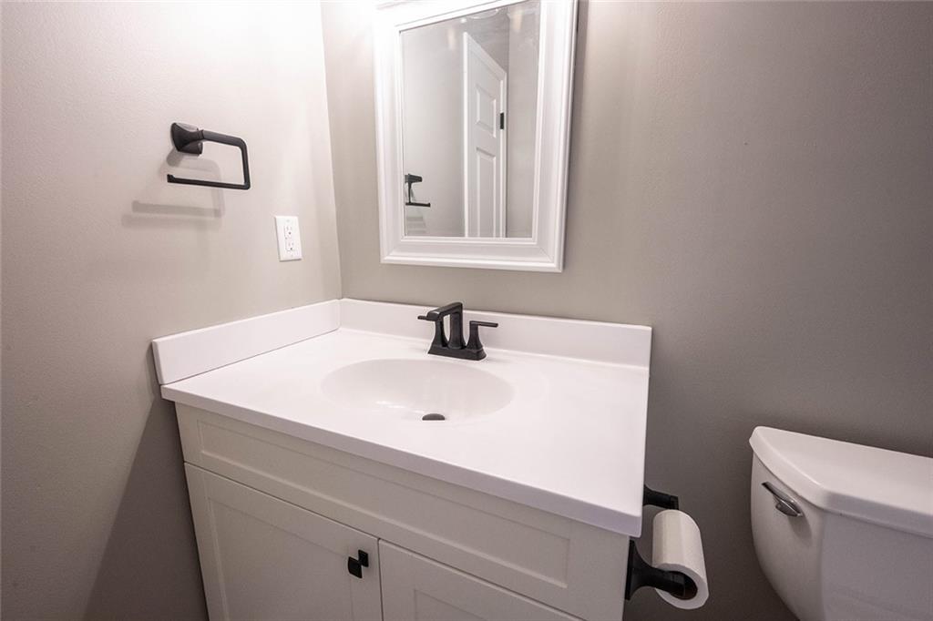 7762 Geist Bluff Drive Indianapolis, IN 46236 - Photo 46 of 57