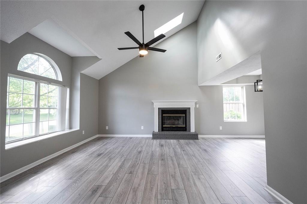 7762 Geist Bluff Drive Indianapolis, IN 46236 - Photo 5 of 57