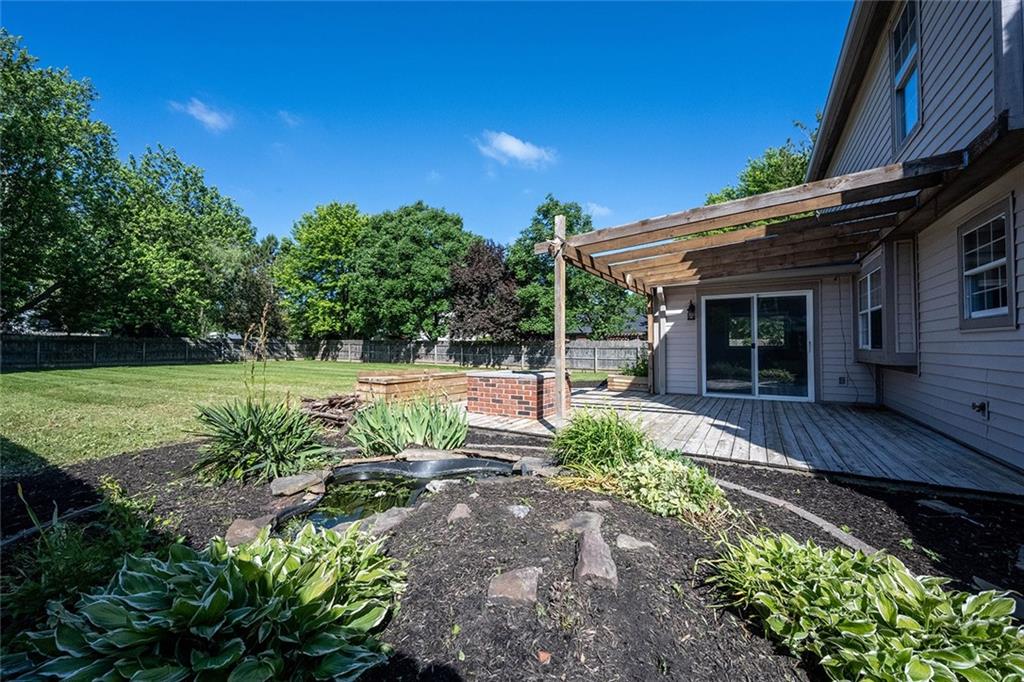 7762 Geist Bluff Drive Indianapolis, IN 46236 - Photo 52 of 57