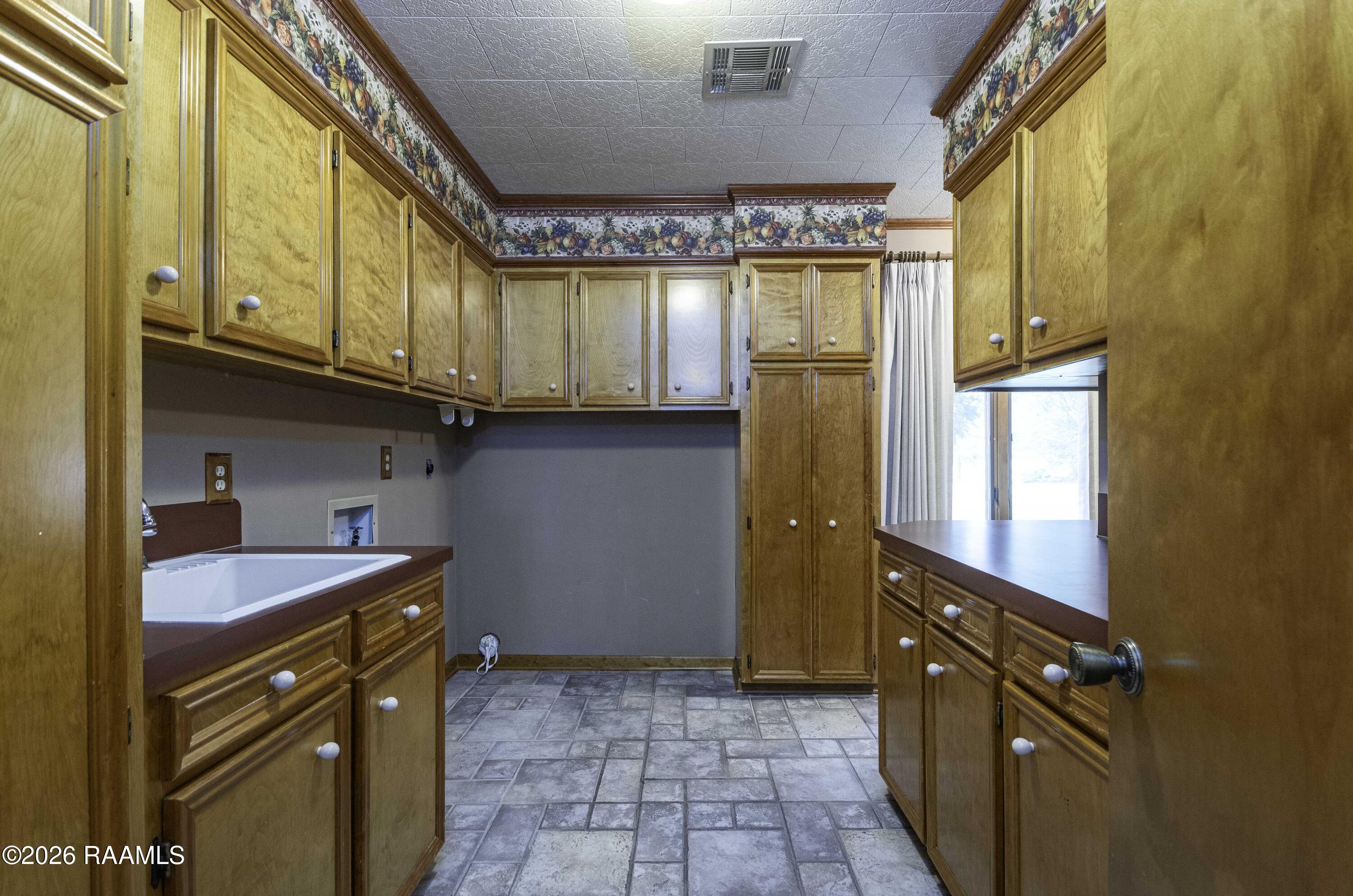 11022 Anthony Road Abbeville, LA 70510 - Photo 19 of 44