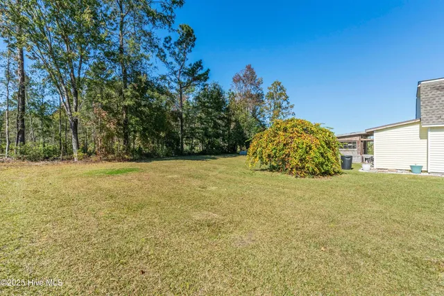 $229,000 | 198 Jefferson Road, Lake Waccamaw, NC 28450