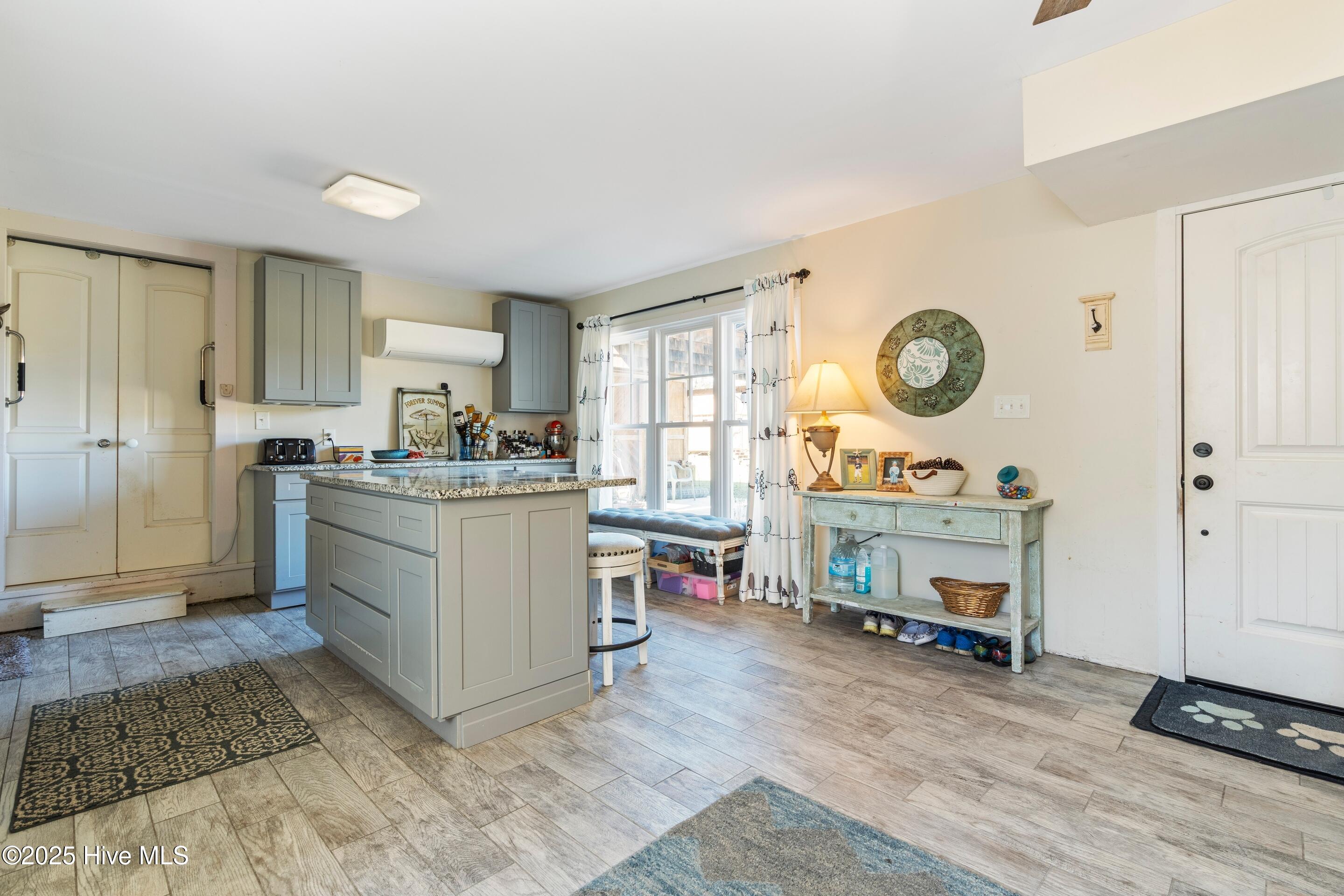 198 Jefferson Road Lake Waccamaw, NC 28450 - Photo 4 of 27 mls-DSC06938