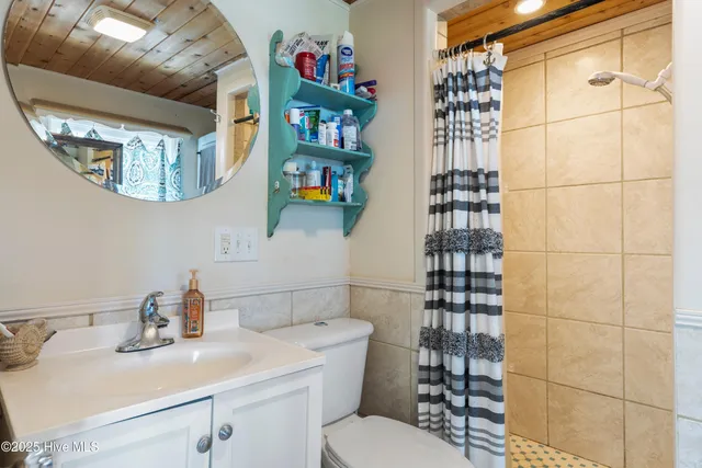 $229,000 | 198 Jefferson Road, Lake Waccamaw, NC 28450