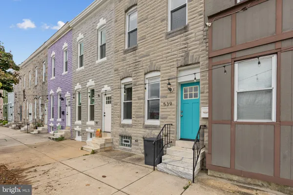 $2,389 | 539 West 27th Street, Baltimore, MD 21211