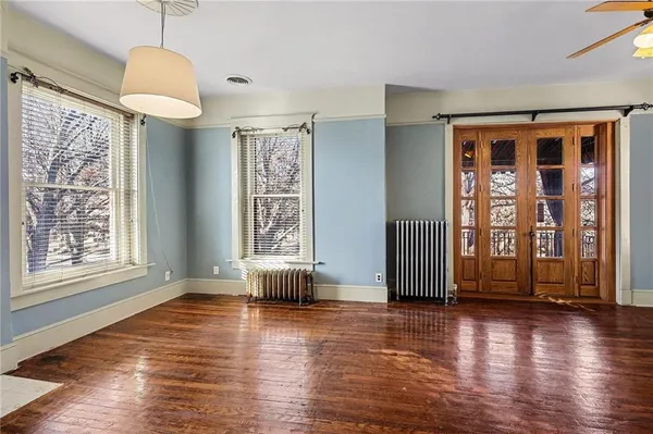 $925,000 | 425 Gladstone Boulevard, Kansas City, MO 64124